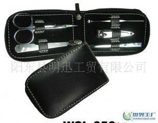 專(zhuān)業(yè)美容工具套裝 黑色拉鏈包指甲修護(hù)用具，廣告禮品優(yōu)選